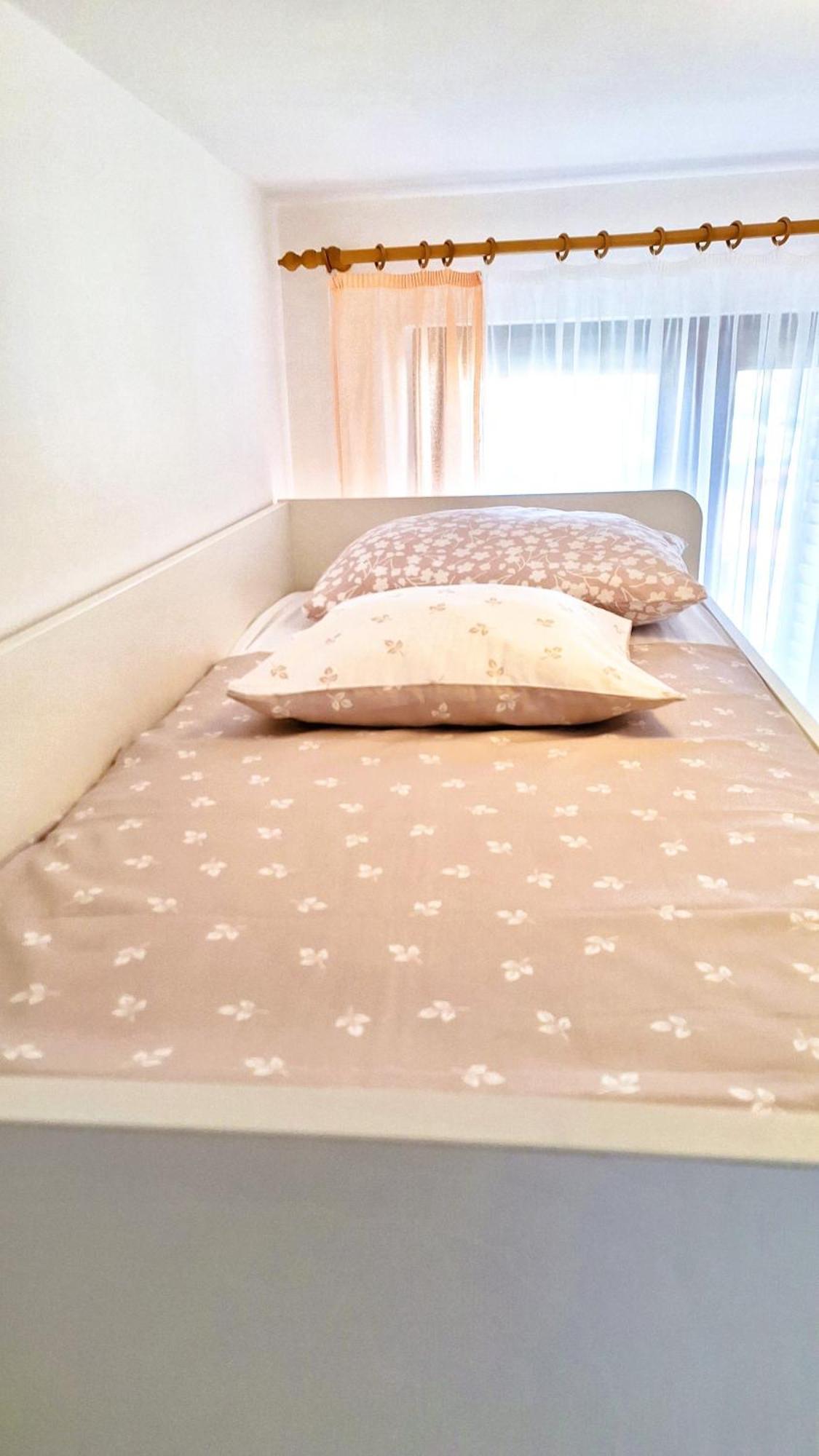 Apartmani I & J Seric سيغيت فغانييتْسا المظهر الخارجي الصورة